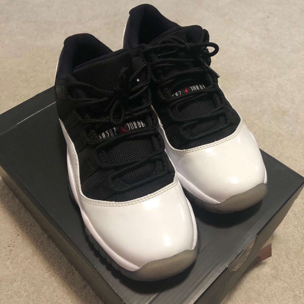 Jordan retro 11 low cut ***SOLD